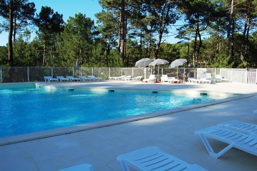 Vtf Les Oyats Sylvadoures Hotel Maubuisson Exterior foto